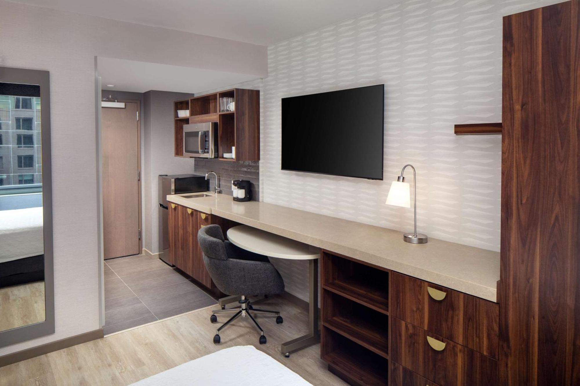 Home2 Suites By Hilton New York Times Square Exterior foto
